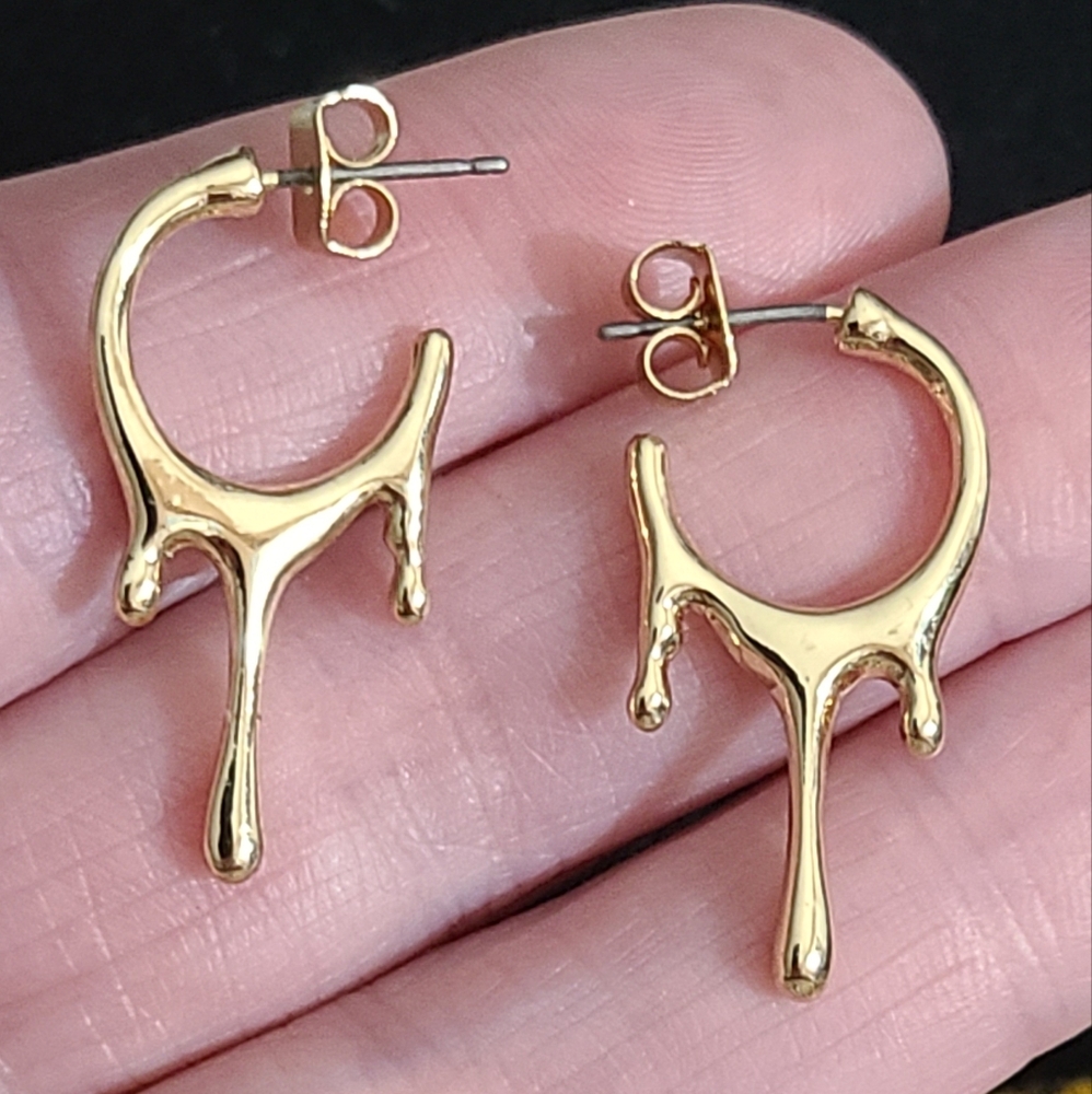 Gold Dripping Earrings Melted Pierced Euc 18k Gold Plated
